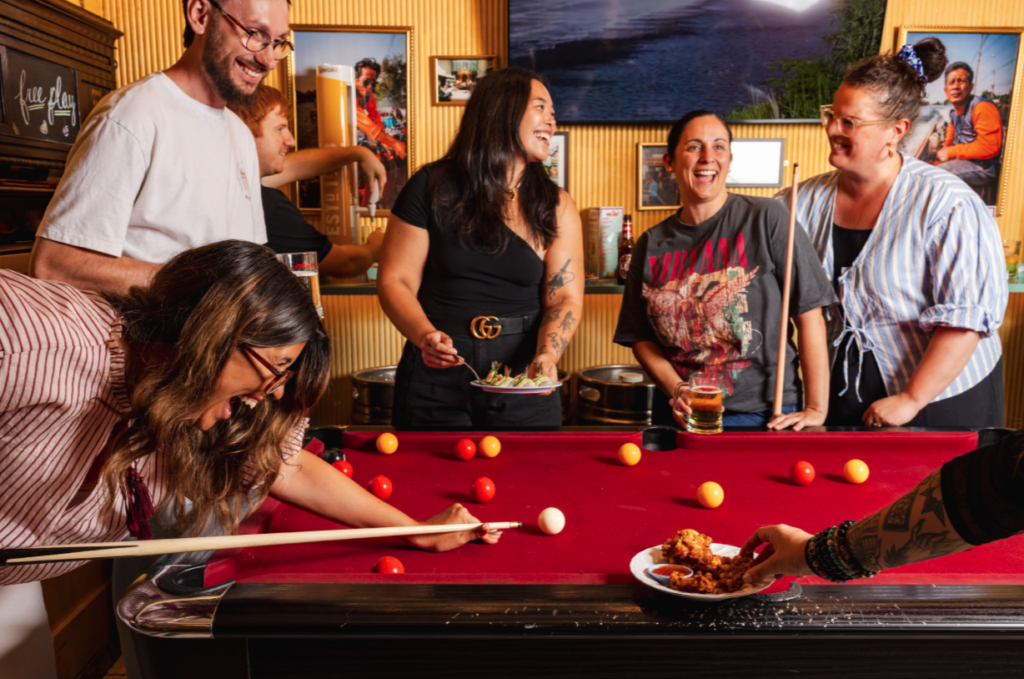 FESTIVE POOL TABLE